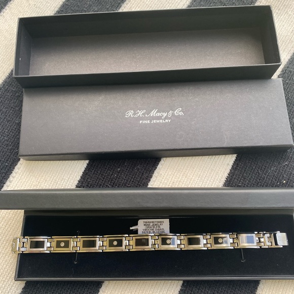 Men's Stainless Steel Diamond Bracelet 1/8 ct. t.w - Picture 13 of 14